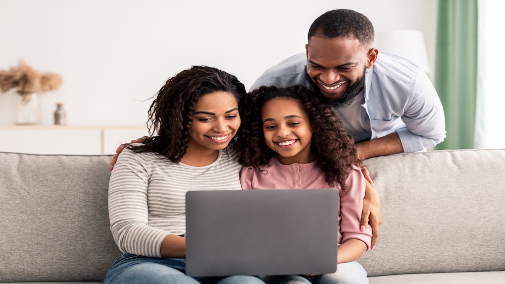 parents using online school registration software