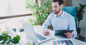 School administer using Arbiter Pay for 1099 Payments for School Workers